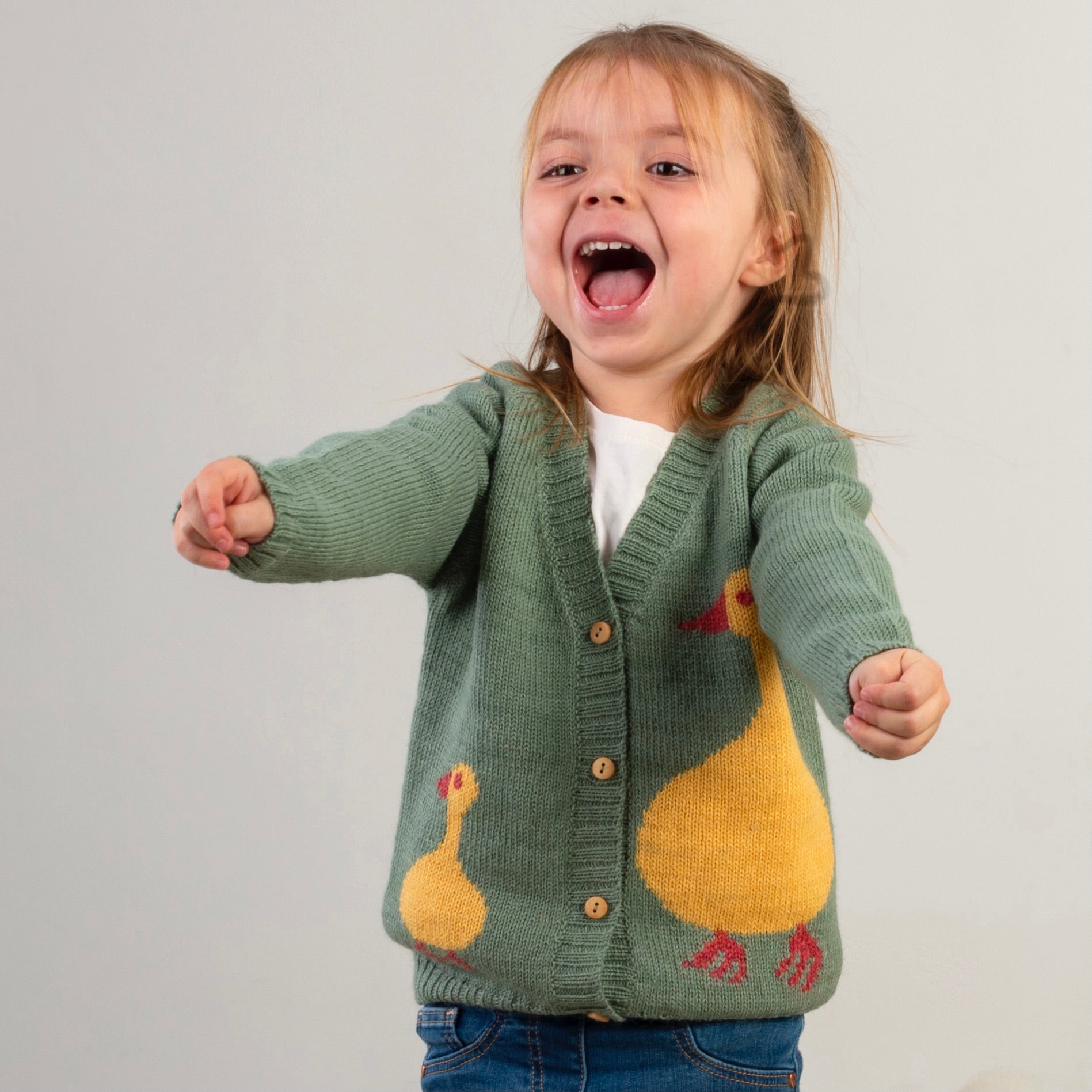 Nanay Ducks on Moss Alpaca Cardigan