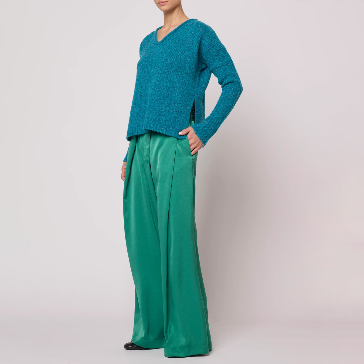 Atelier Delphine Boxy V-Neck Supreme Alpaca Sweater