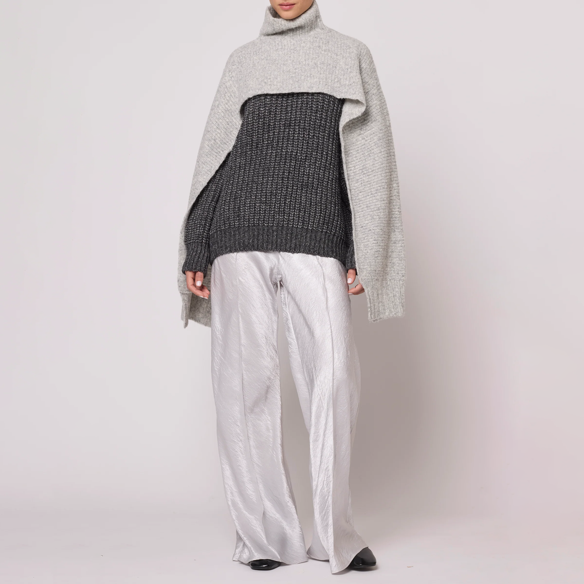 Atelier Delphine Supreme Alpaca Turtleneck Scarf