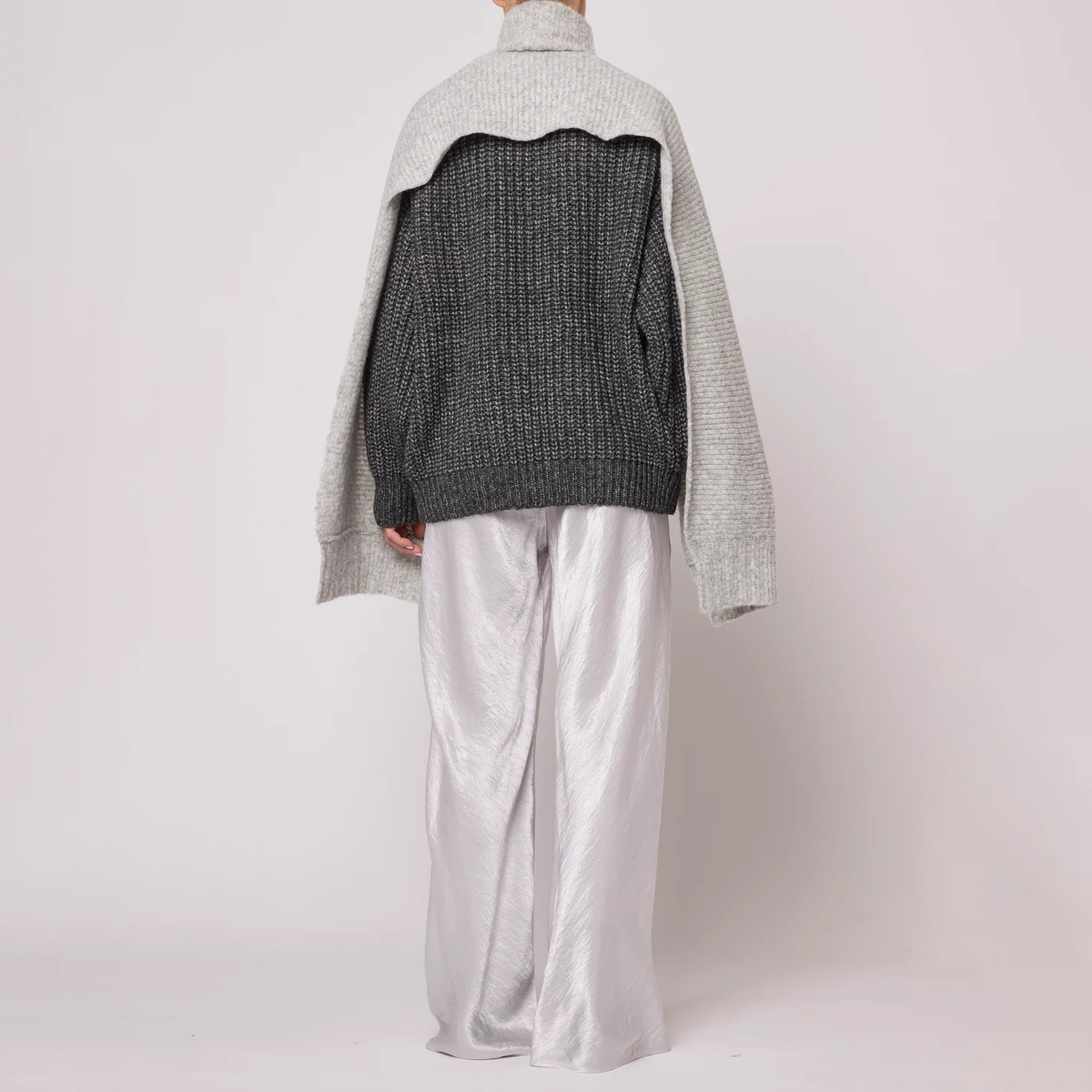Atelier Delphine Supreme Alpaca Turtleneck Scarf
