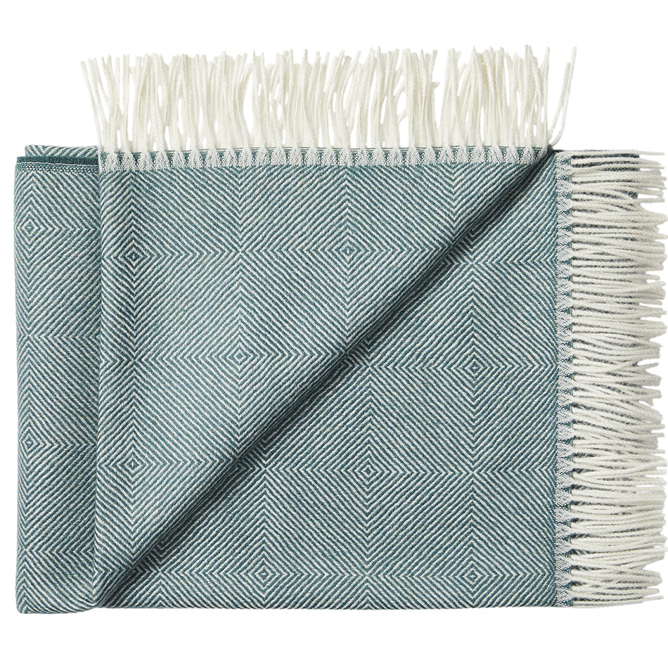 Fluff Diamond Pattern Baby Alpaca Throw Blanket