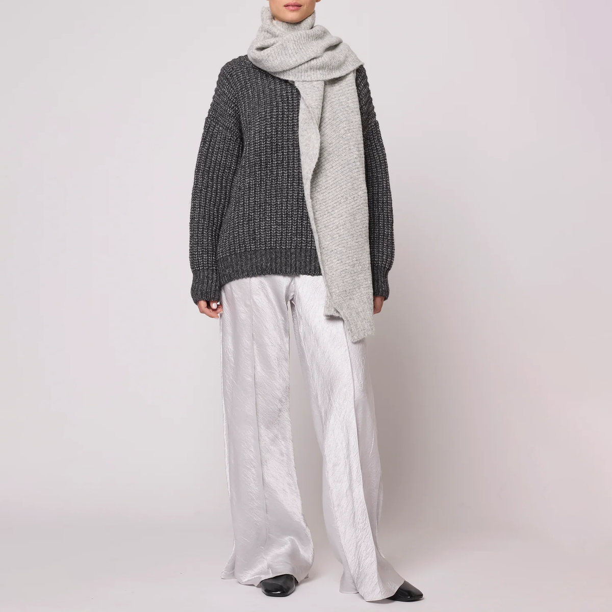 Atelier Delphine Supreme Alpaca Turtleneck Scarf
