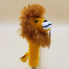 Lion finger puppet