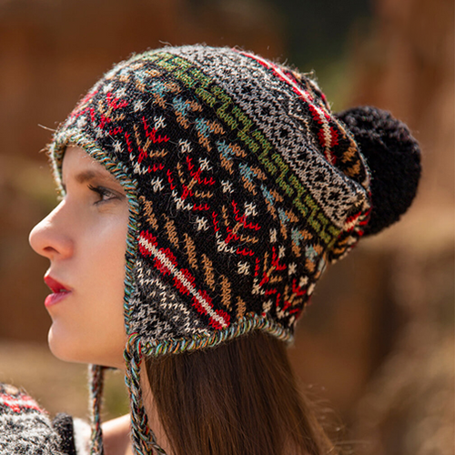 Ilave Alpaca Hat with Ear Flaps – Fluff Alpaca display picture 1