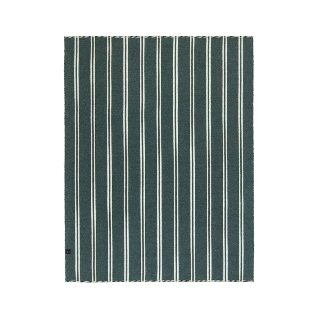 Straits Reversible Alpaca Throw – Dark Forest/Bone