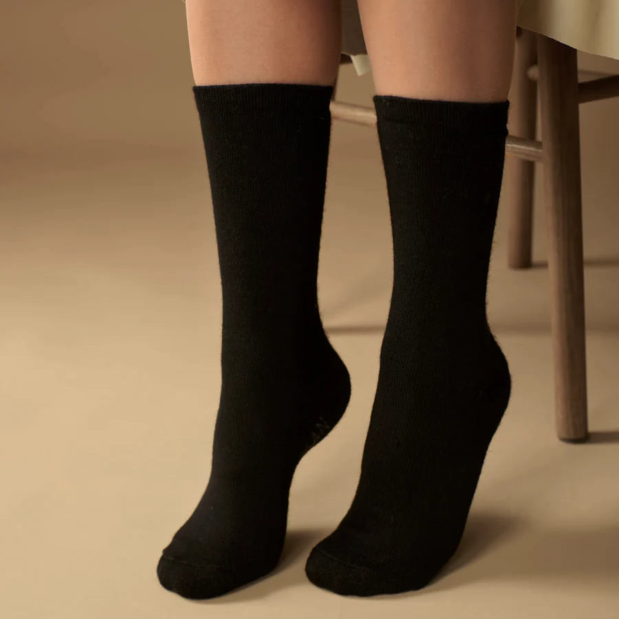 Wuaman Solid Crew Alpaca Socks