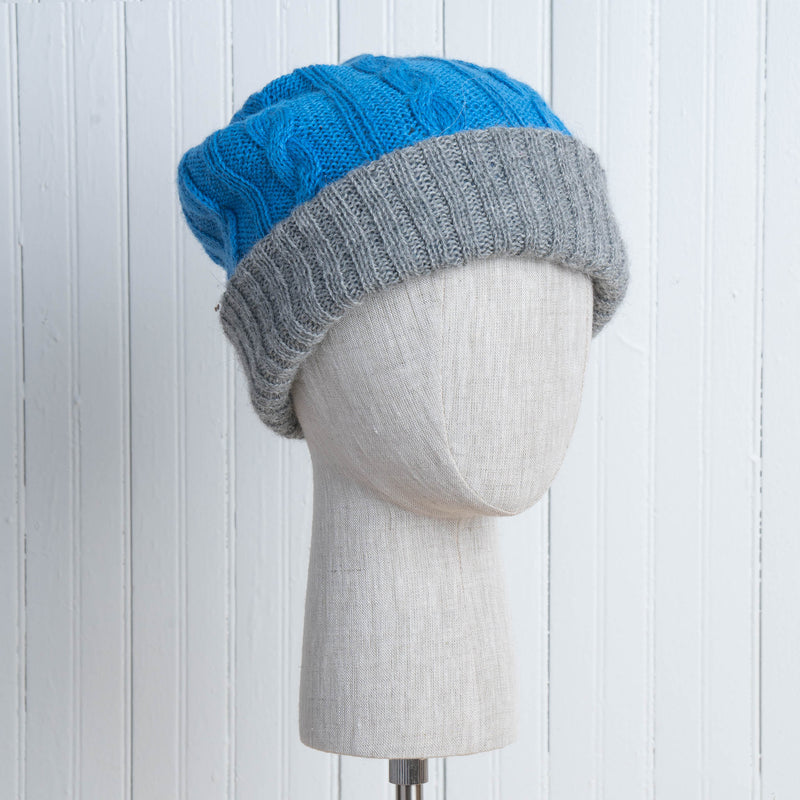 Reversible Cable Knit Hat