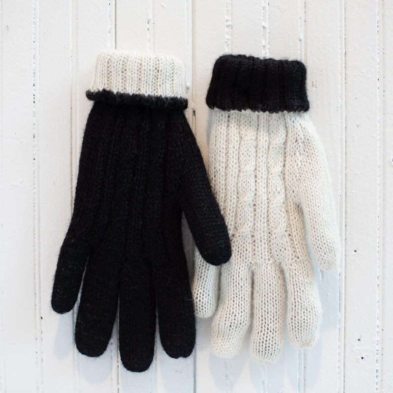 Reversible Cable-Knit Gloves