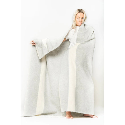 Blacksaw Siempre Recycled Blanket - Light Heather, Queen Size