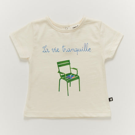 Oeuf La Vie Tranquile Tee Shirt - 100% organic Pima Cotton for summer, a white tshirt that says la vie tranquille with a green park chair underneath on a white background