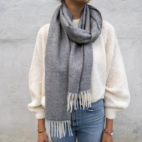 Fluff Diamond Pattern Baby Alpaca Scarf