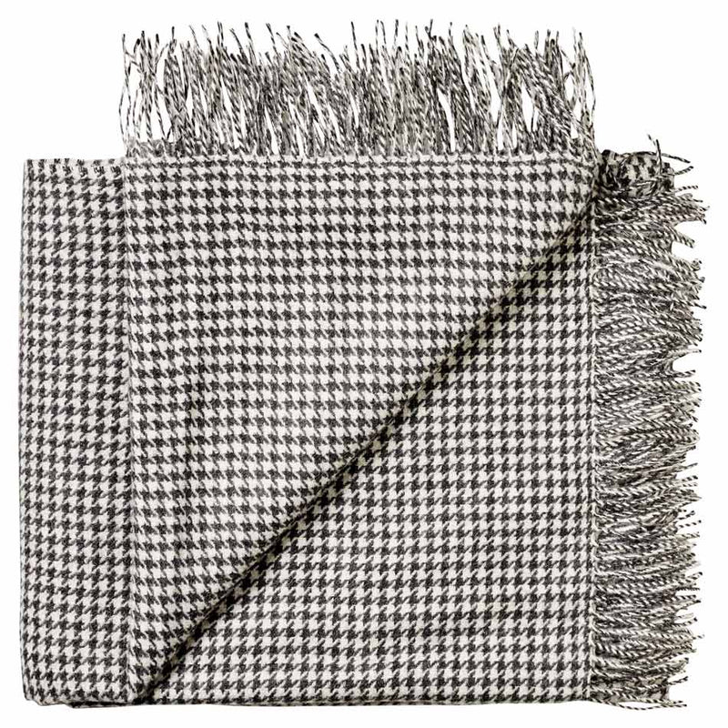 Fluff Houndstooth Baby Alpaca Throw Blanket